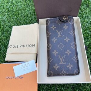 ❌SOLD❌Louis Vuitton Etui Lunette Monogram MM Glasses Pouch - M66544